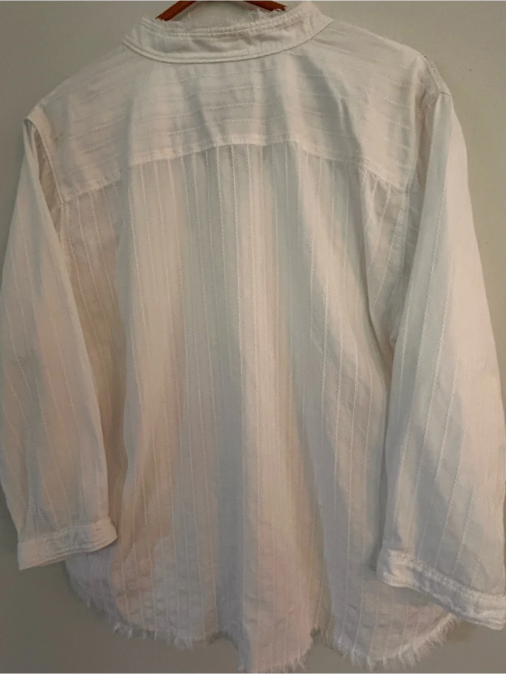 Woolrich Women’s White Button-Front Shirt 100% cotton Raw edged collar/bottomXL - Picture 5 of 12